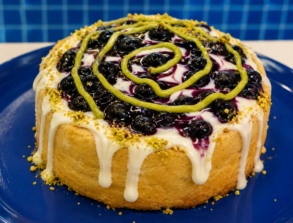 Blueberry cinnamon roll